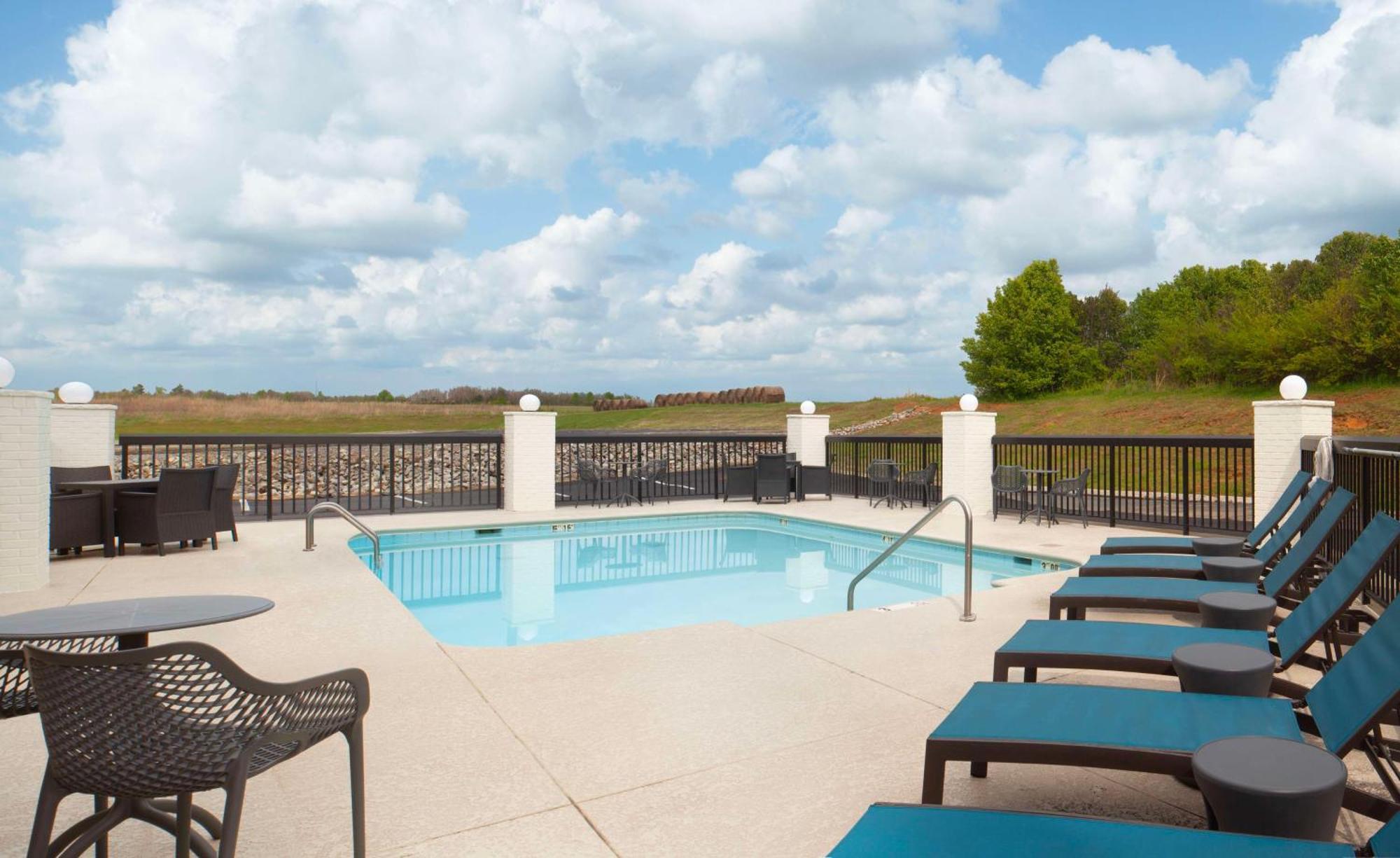 Hampton Inn Athens Exterior foto